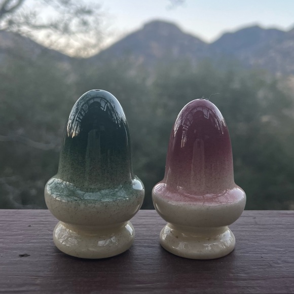 VINTAGE Mushroom ceramic salt n pepper shakers - Picture 2 of 6